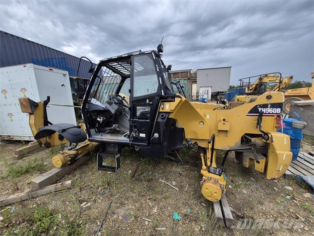 CAT TH560B Сельскохозяйственные телескопические погрузчики