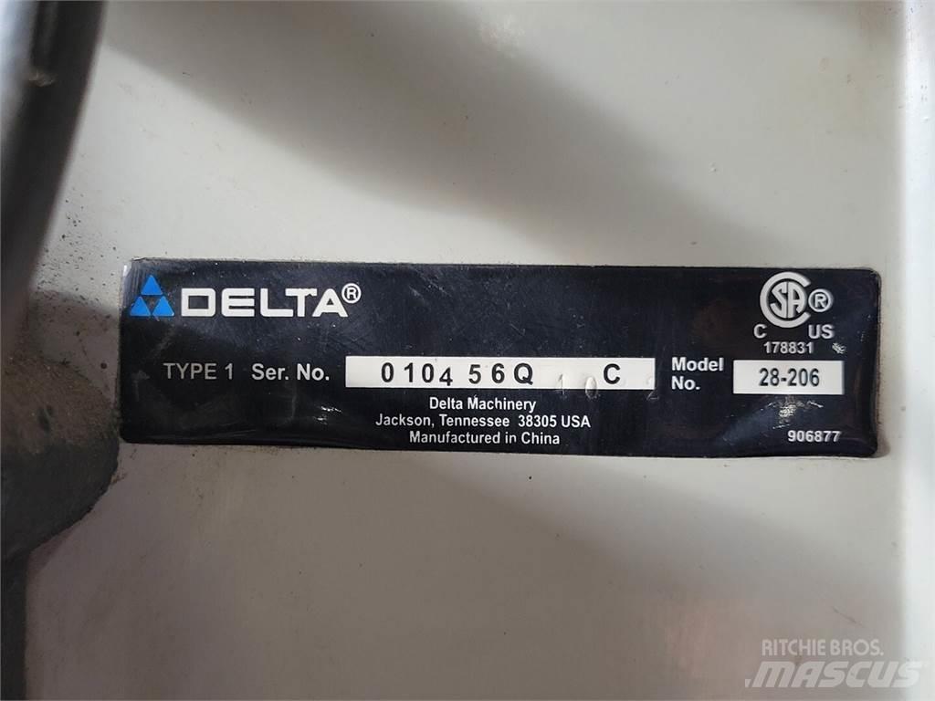 Delta 28-206 Строительная техника - Другие