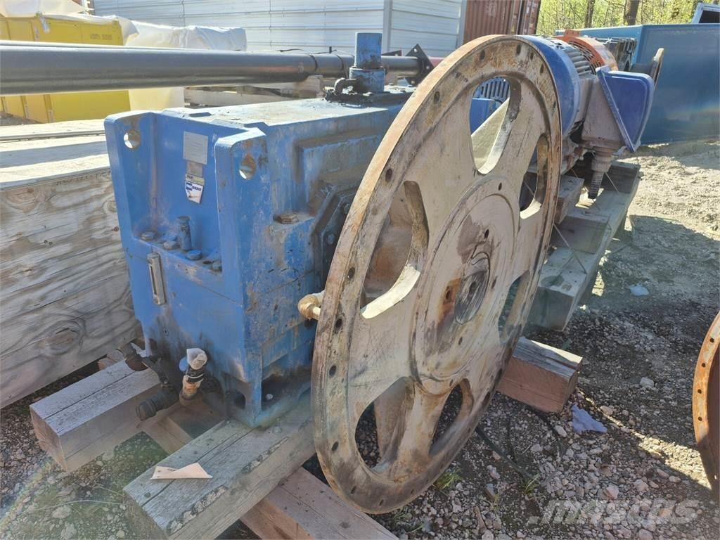 Flender H2SH14A Строительная техника - Другие