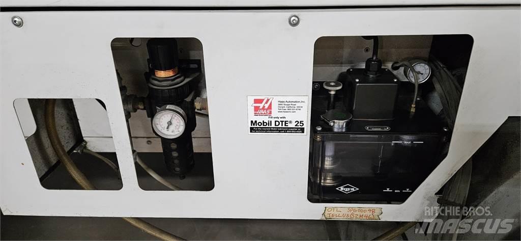 Haas VF-7/50 Строительная техника - Другие