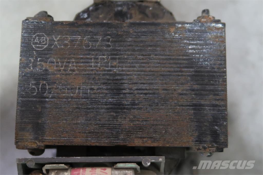  HAMMOND X37673 Строительная техника - Другие