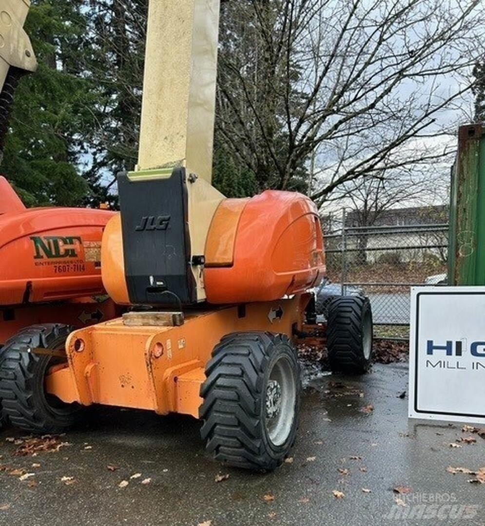 JLG 800AJ Коленчатые подъемники