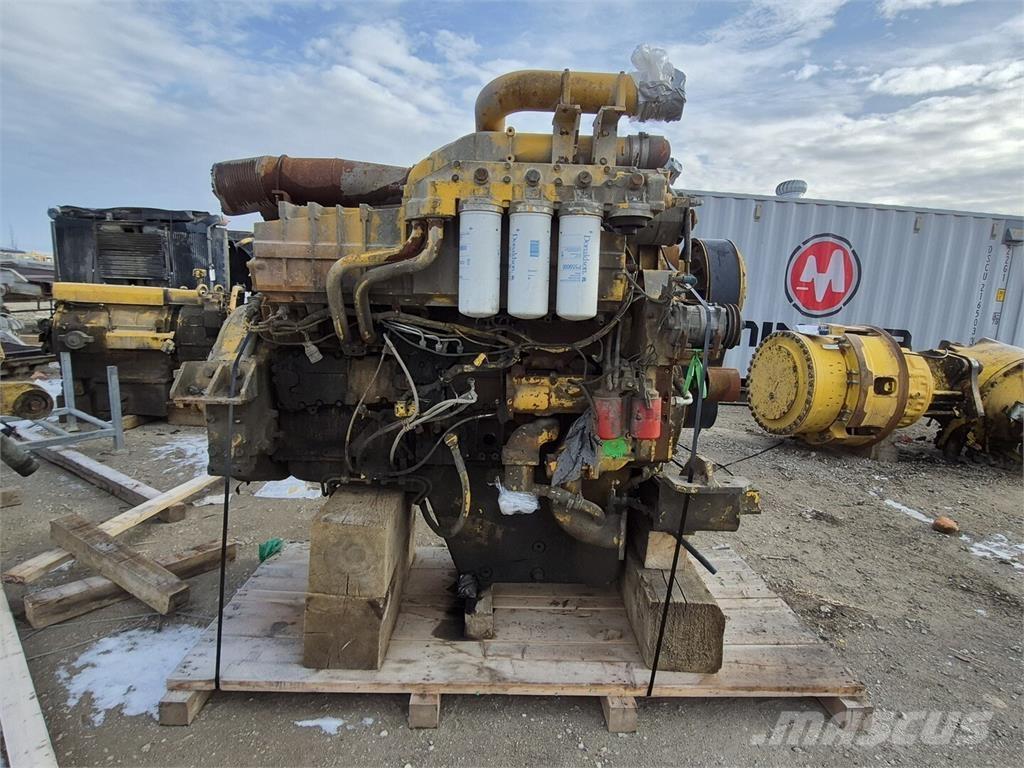 Komatsu  Шарнирно-сочленённые самосвалы