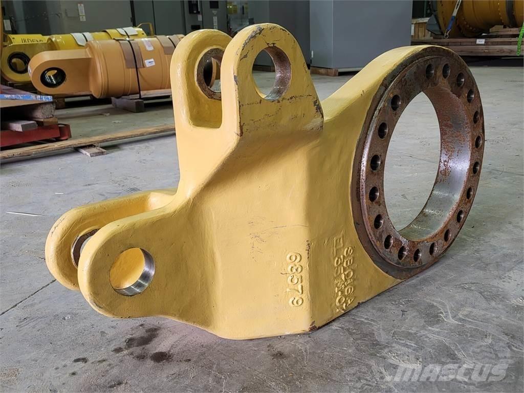 Komatsu 58E-00-02440 Шарнирно-сочленённые самосвалы