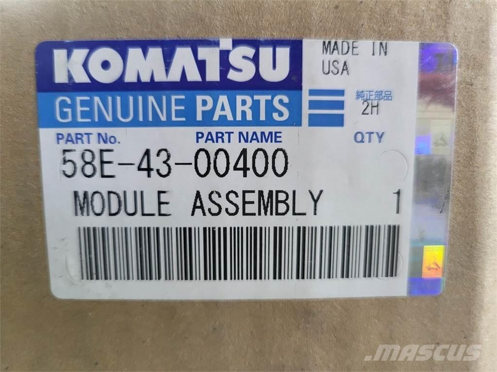 Komatsu 58E-43-00400 Шарнирно-сочленённые самосвалы