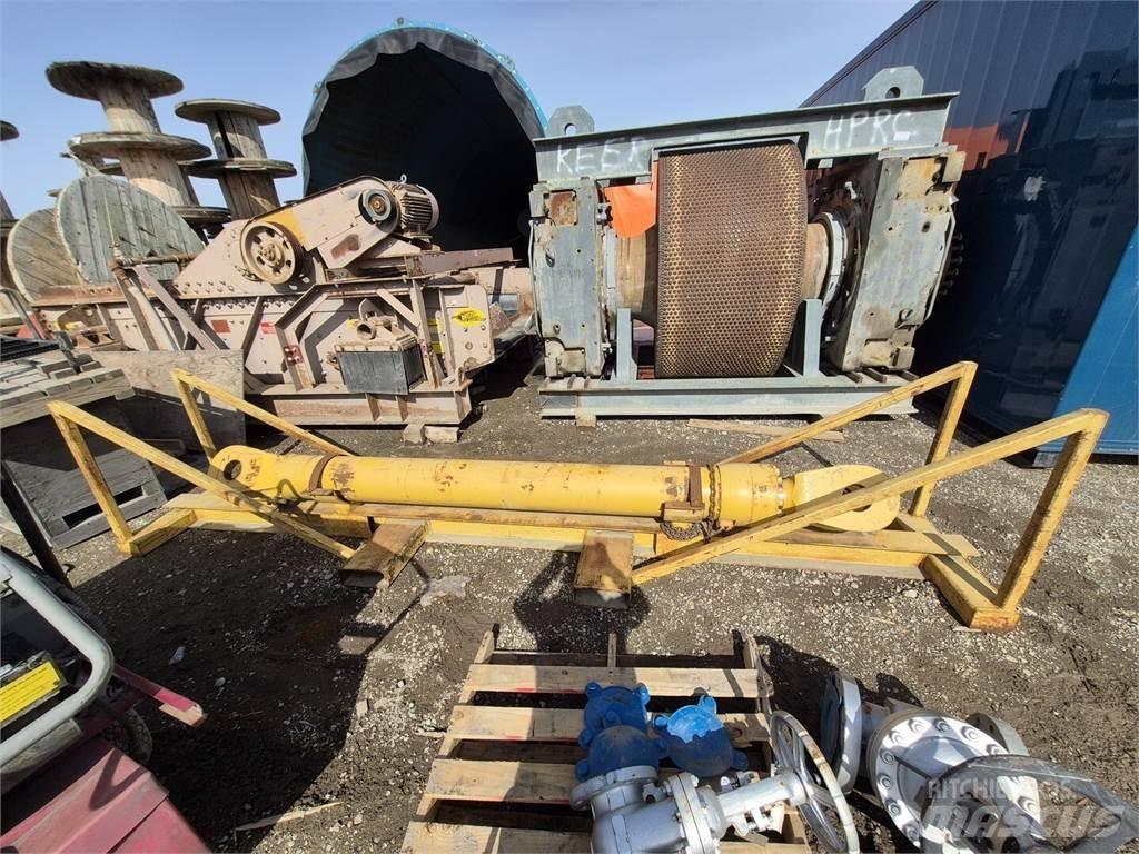 Komatsu 90276040 Коммерческий транспорт - Другие