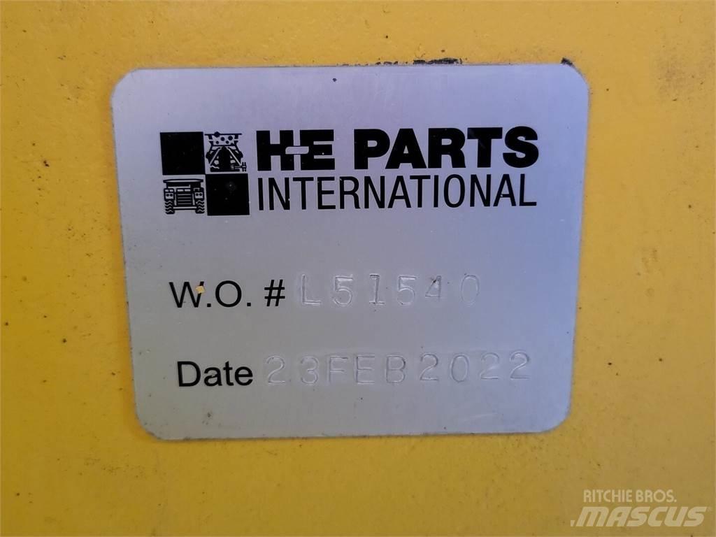 Komatsu EH9423 Шарнирно-сочленённые самосвалы