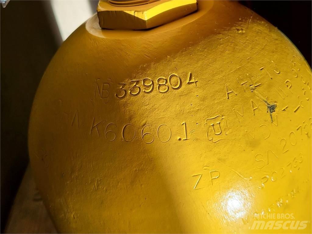 Komatsu PC2733 Шарнирно-сочленённые самосвалы