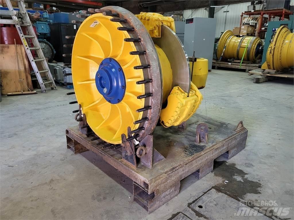 Komatsu RTEM3840SERV Шарнирно-сочленённые самосвалы