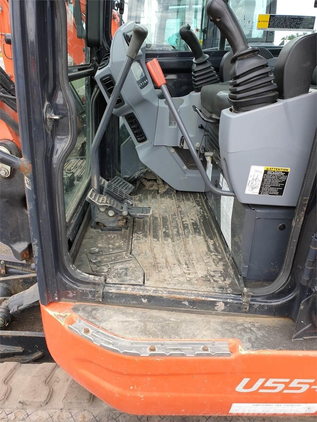 Kubota U55-4 Колёсные экскаваторы