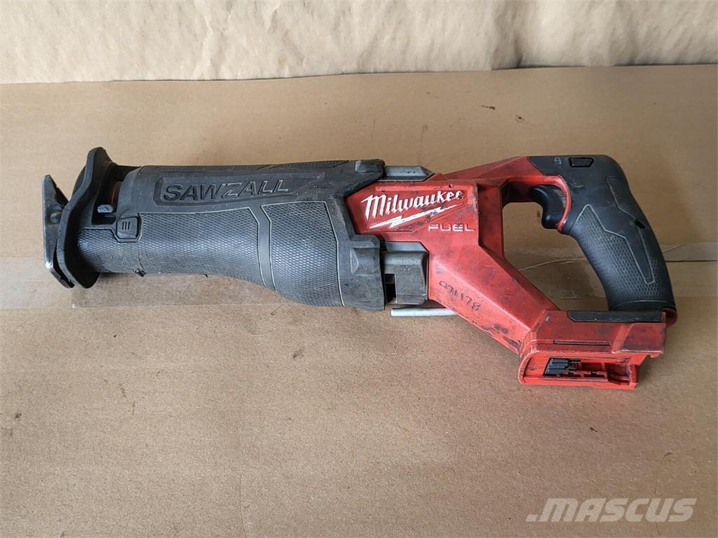 MILWAUKEE 2821-20 Строительная техника - Другие