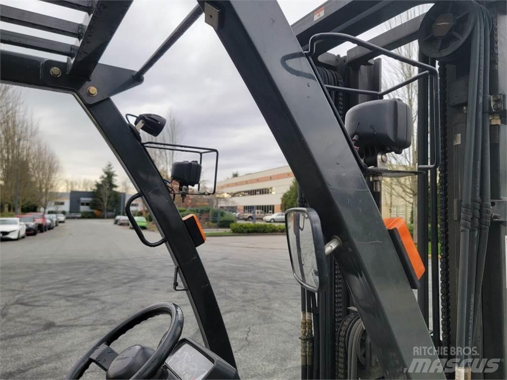 Nissan MCPL01A15LV Строительная техника - Другие