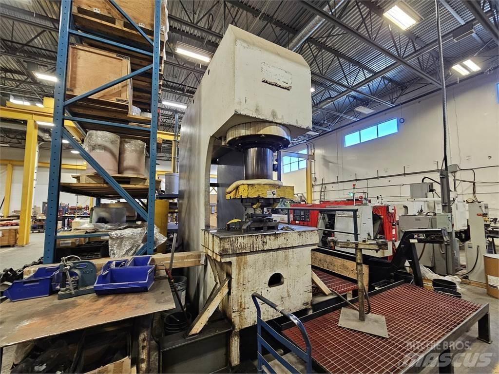 Pacific 300 PF II Компоненты строительной техники