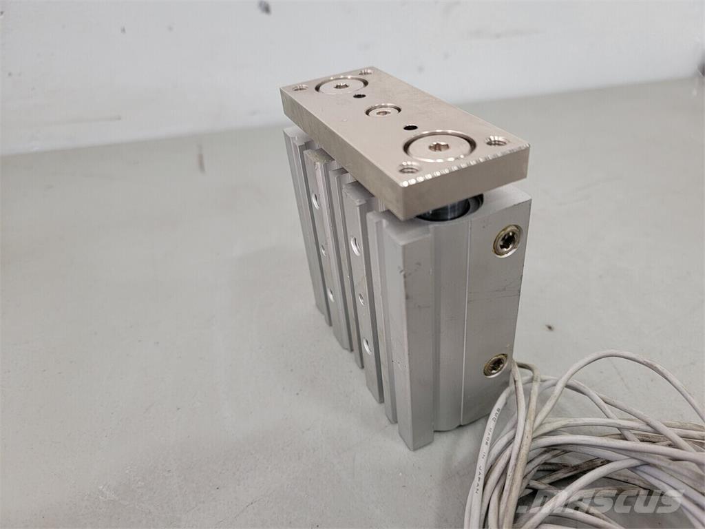 SMC MGPM25-50-Z73L Коммерческий транспорт - Другие