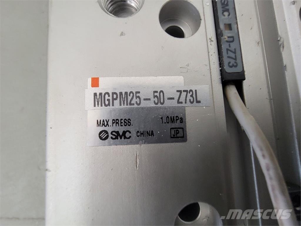 SMC MGPM25-50-Z73L Коммерческий транспорт - Другие