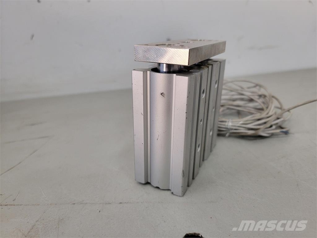 SMC MGPM25-50-Z73L Коммерческий транспорт - Другие