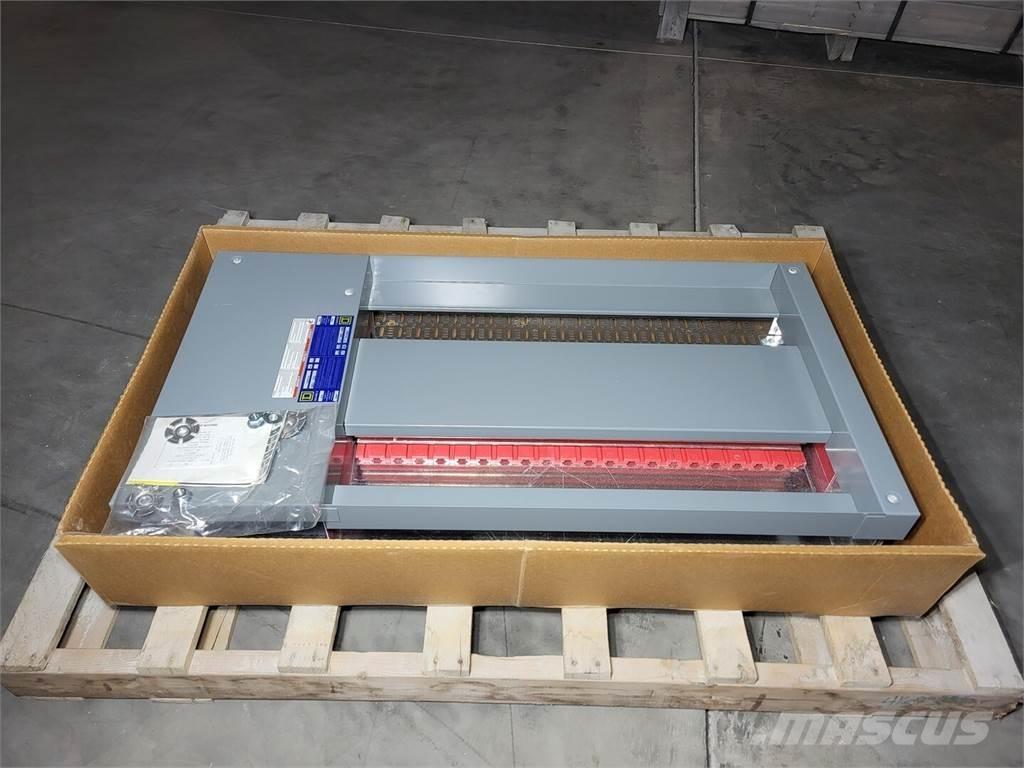  SQUARE D HCM32738 Строительная техника - Другие