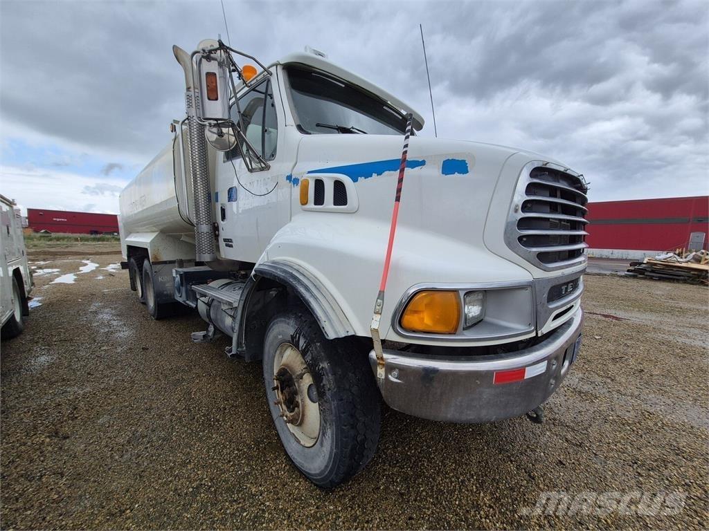 Sterling L9500 Коммунальные машины