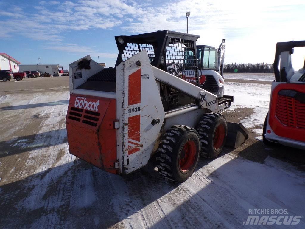 Bobcat 843B Мини-погрузчики
