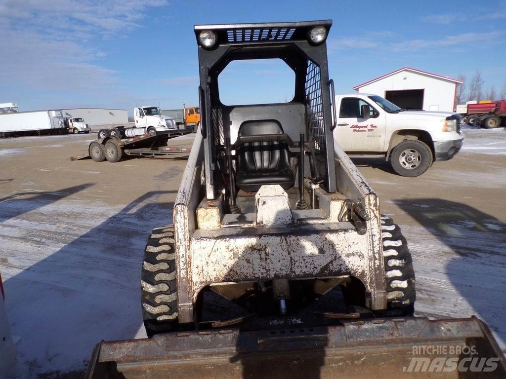 Bobcat 843B Мини-погрузчики