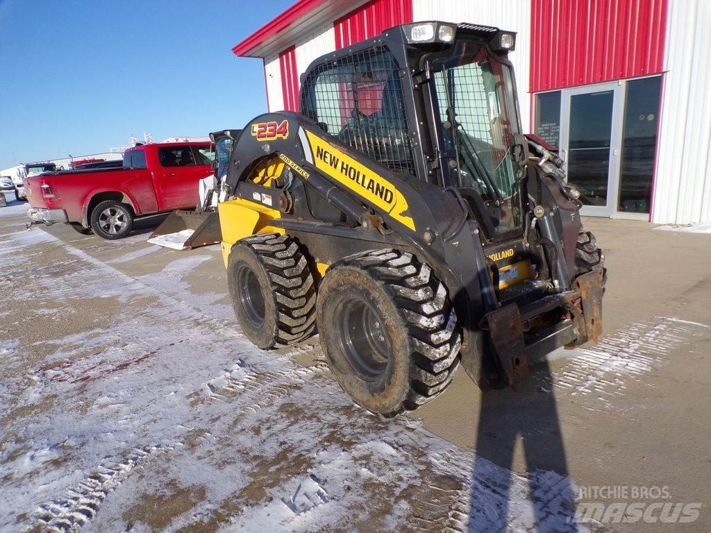 New Holland L234 Строительная техника - Другие