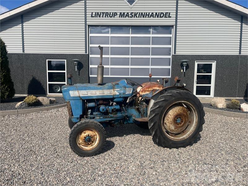 Ford 3000 Трактора