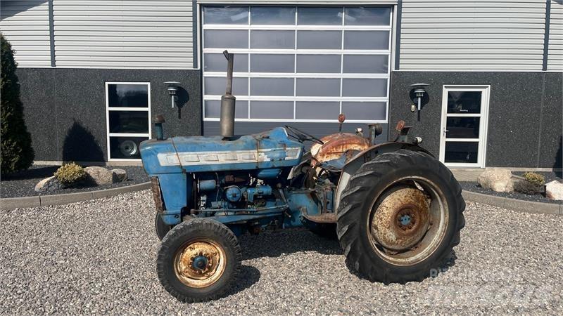 Ford 3000 Трактора
