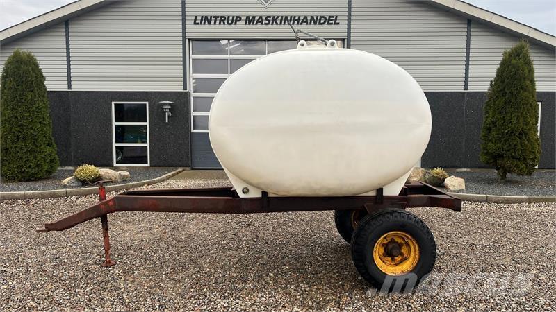  - - - Vandvogn Системы полива растений