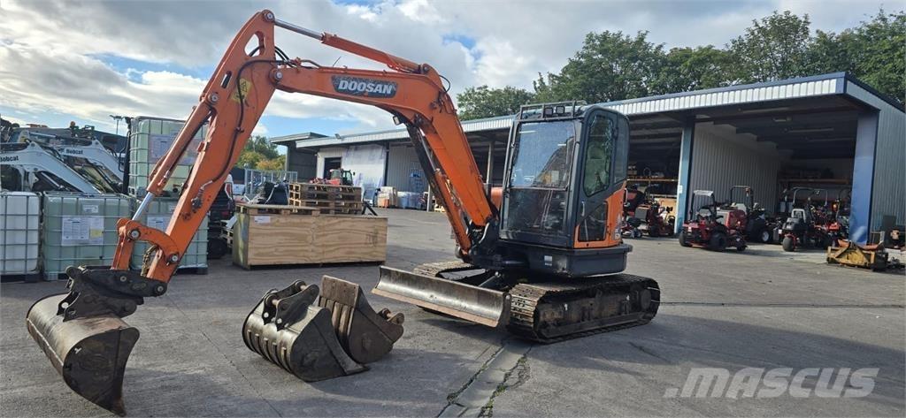Doosan DX60R Гусеничные экскаваторы