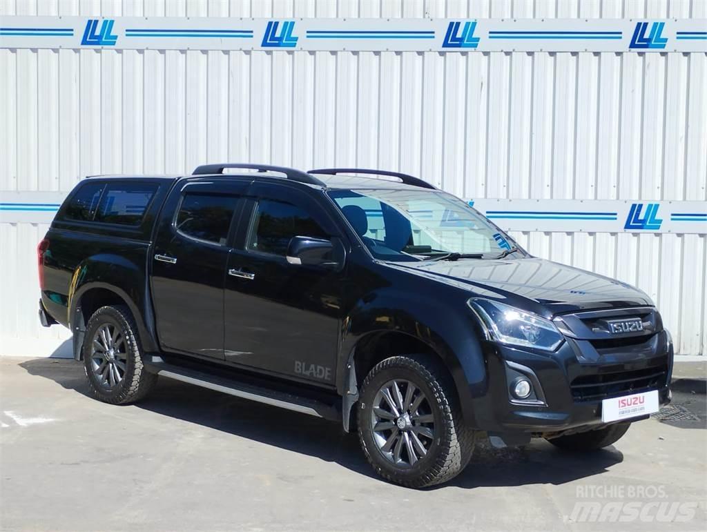 Isuzu Blade Бортовые фургоны