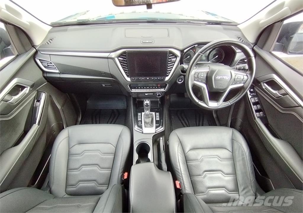 Isuzu DL40 Бортовые фургоны