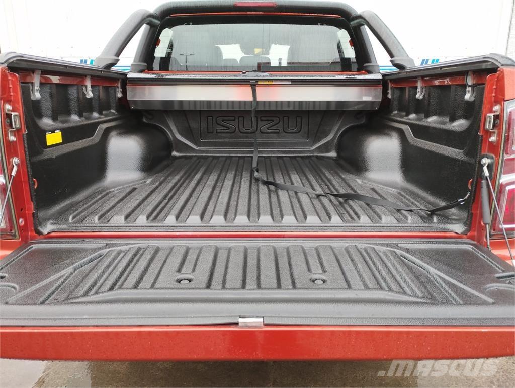 Isuzu V-Cross Бортовые фургоны