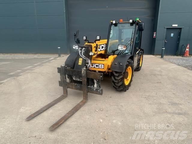 JCB 525-60 Agri-Plus Телескопические погрузчики