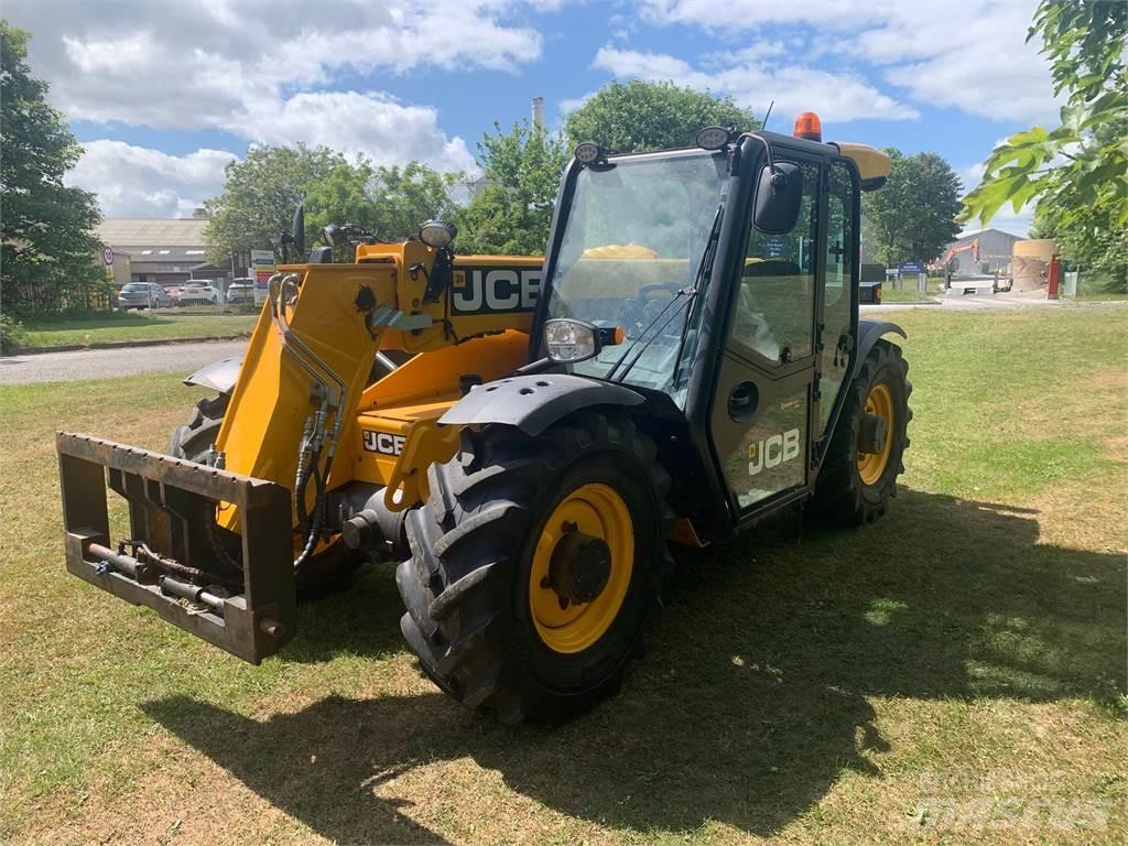 JCB 527-58 Телескопические погрузчики