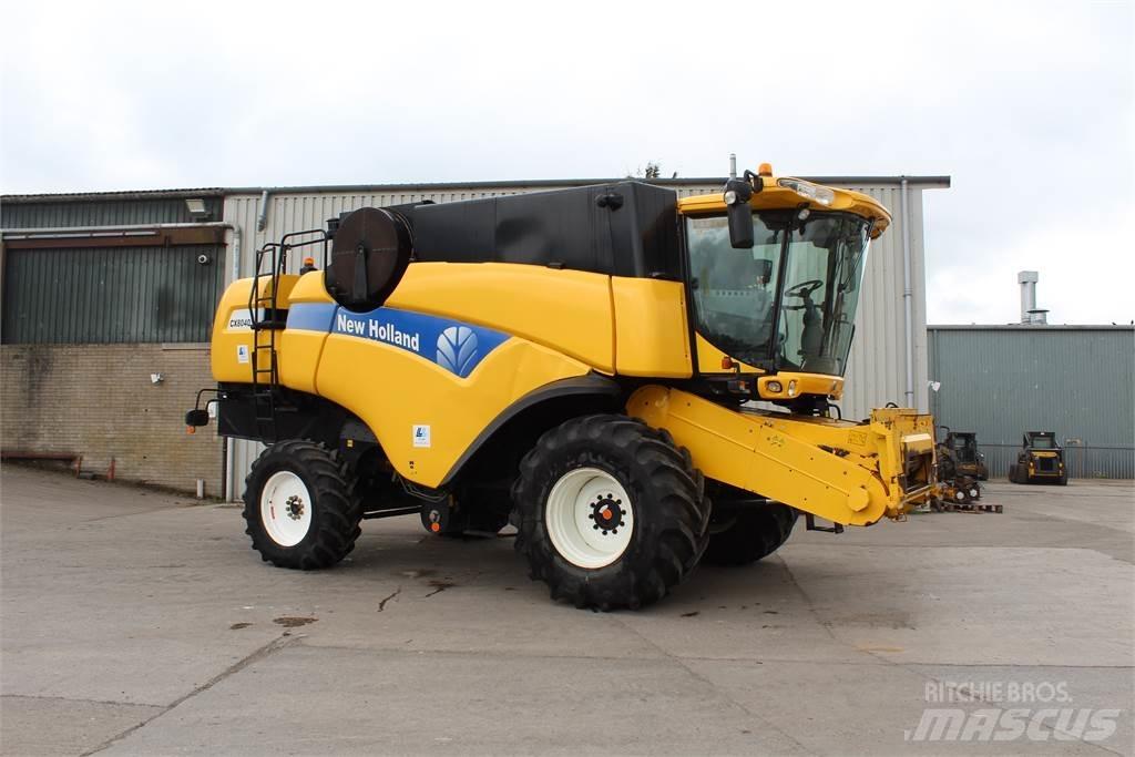 New Holland CX8040 Зерноуборочные комбайны