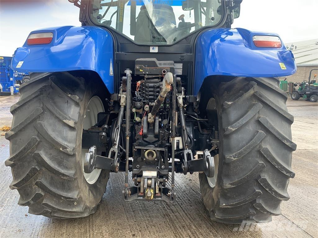 New Holland T7.200 Трактора