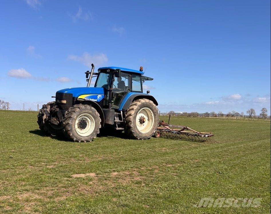 New Holland TM175 Трактора