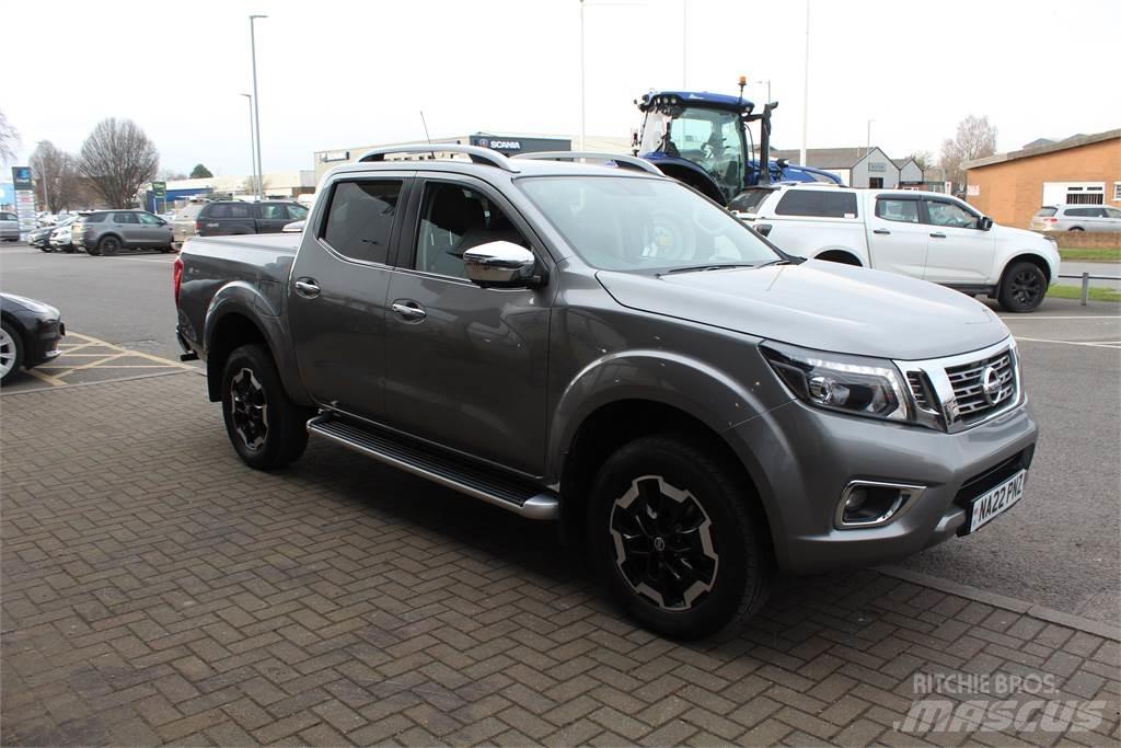Nissan Navara Бортовые фургоны