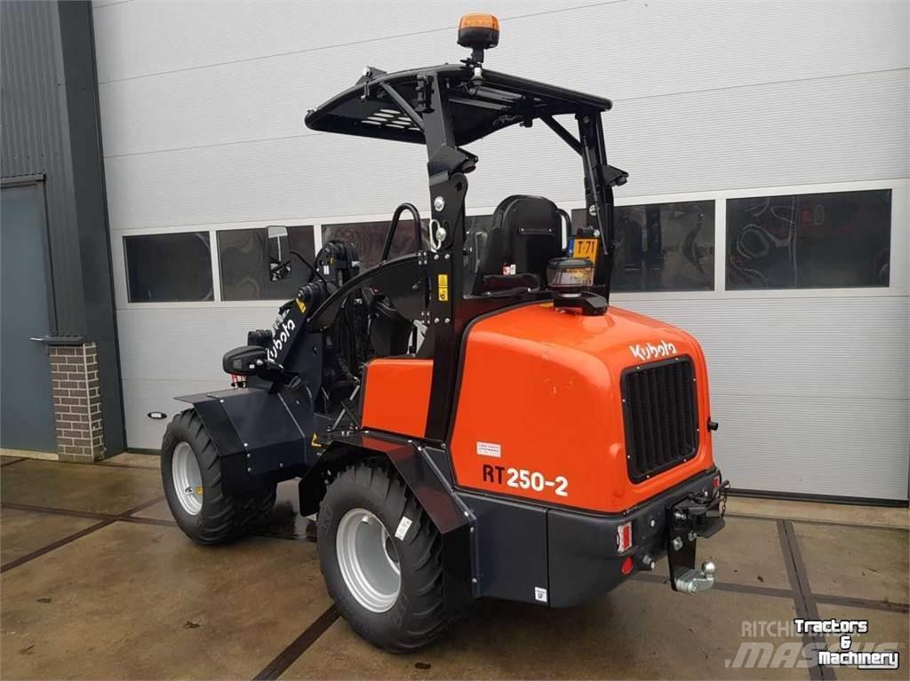 Kubota RT250-2 Shovel Строительная техника - Другие