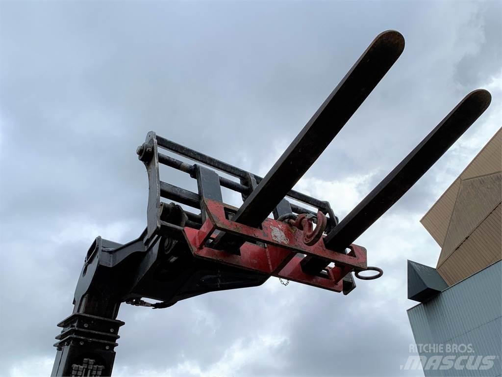 Ausa T144H Plus Сельскохозяйственные телескопические погрузчики
