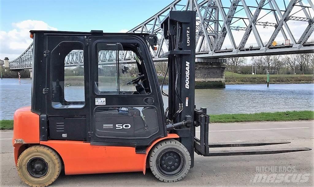 Doosan B50X-5 Другие складские механизмы