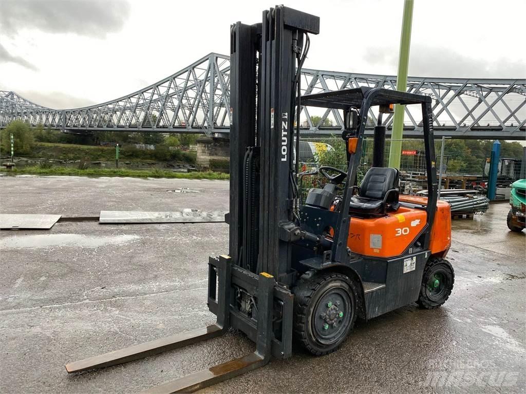 Doosan D30G Другие складские механизмы