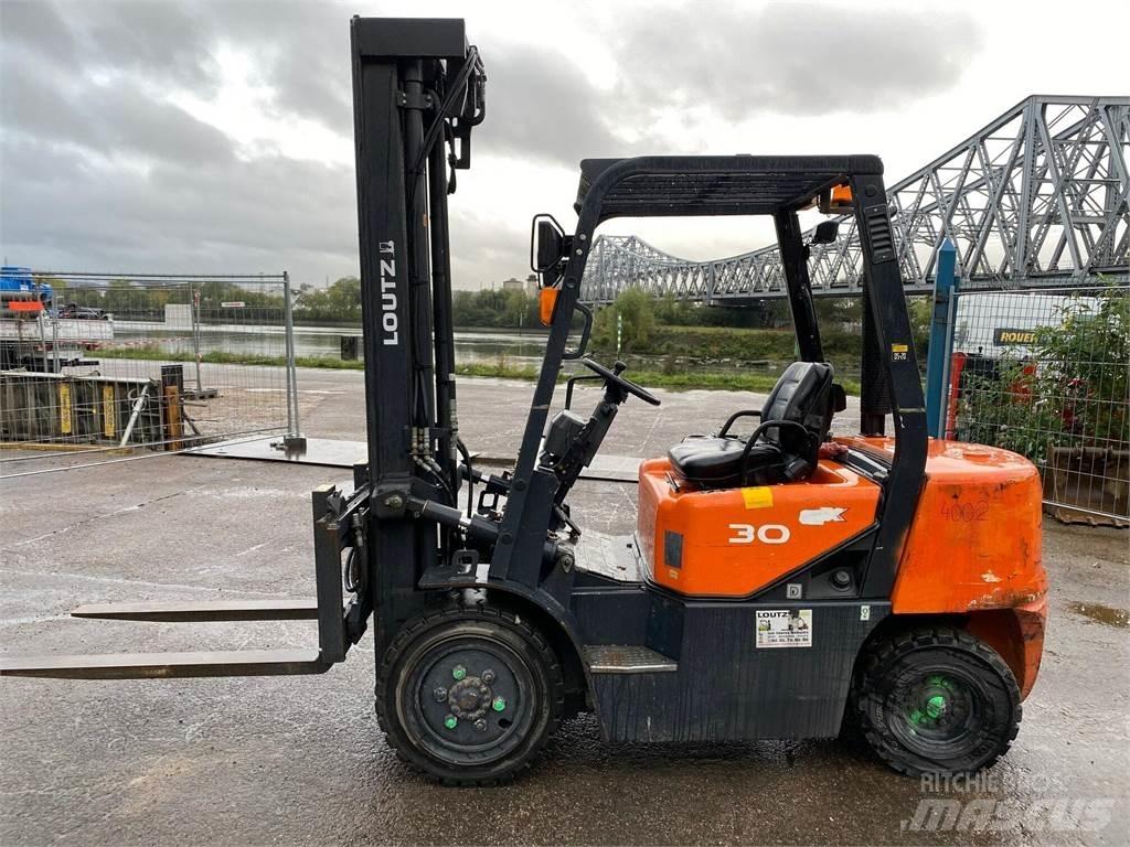 Doosan D30G Другие складские механизмы
