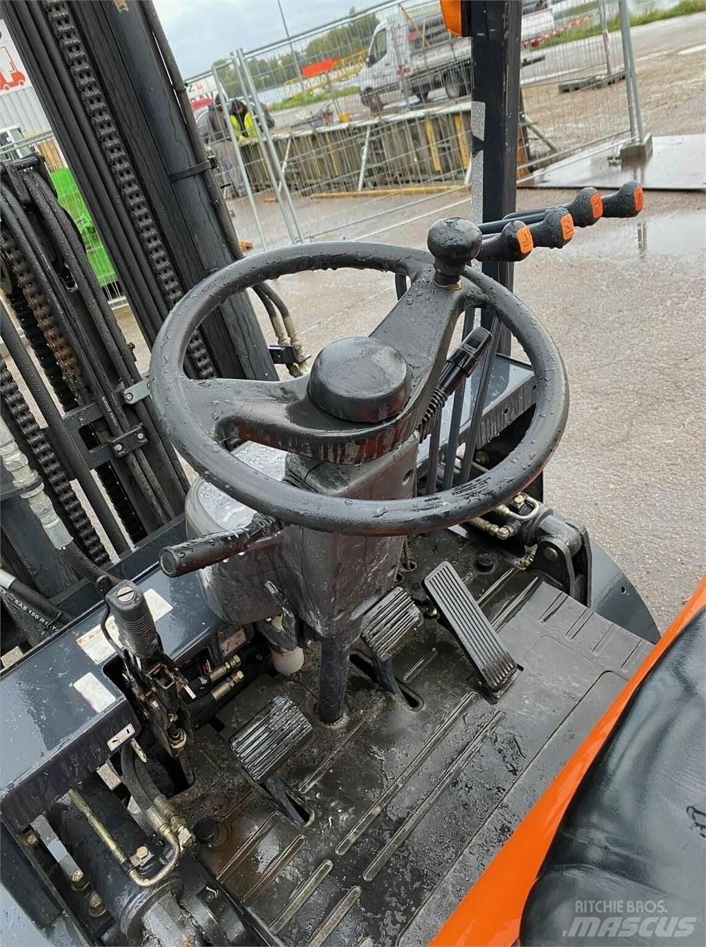 Doosan D30G Другие складские механизмы