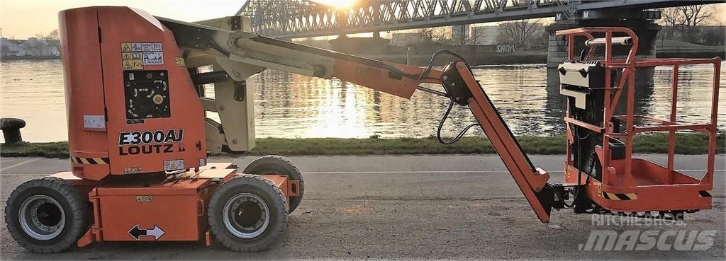 JLG E300AJ Разные подъемники и вышки