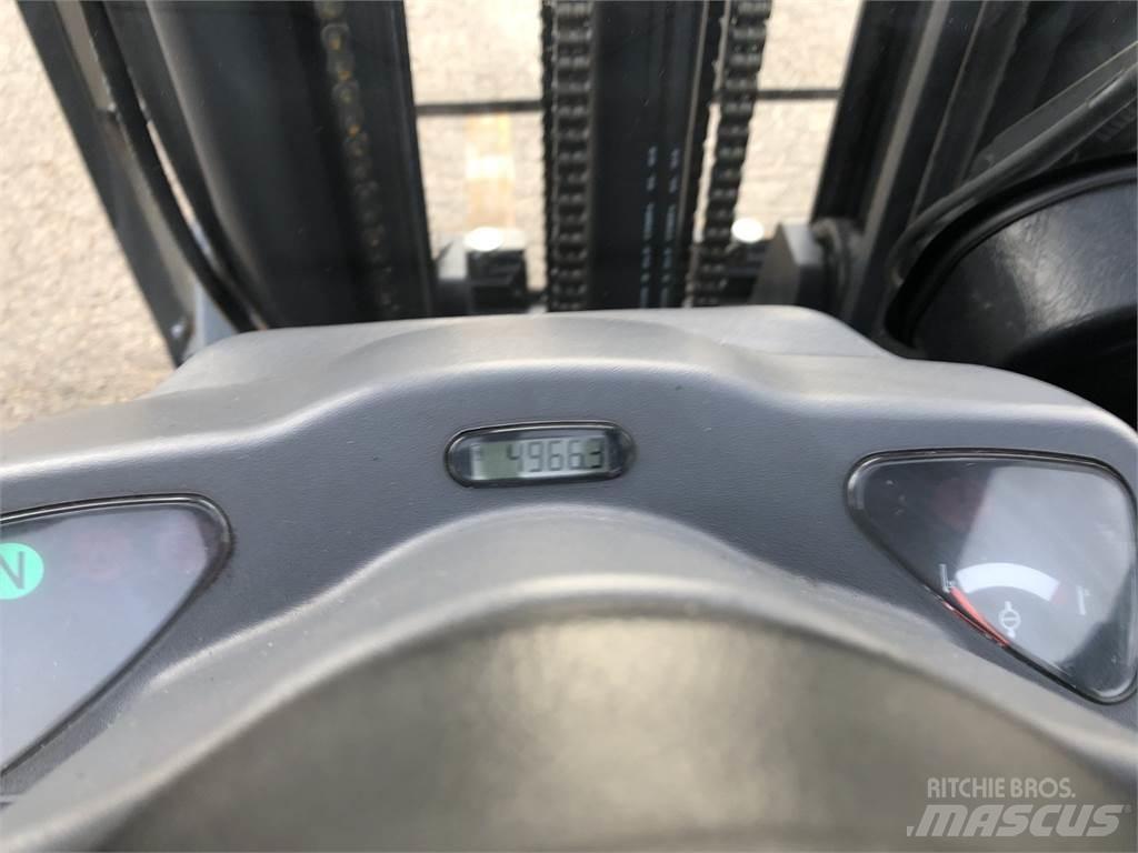 Komatsu FG25 Другие складские механизмы