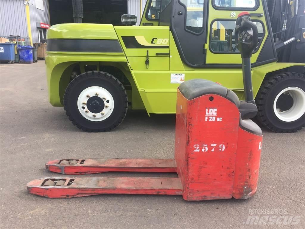 LOC E20 Ручные штабелёры с электроподъёмом