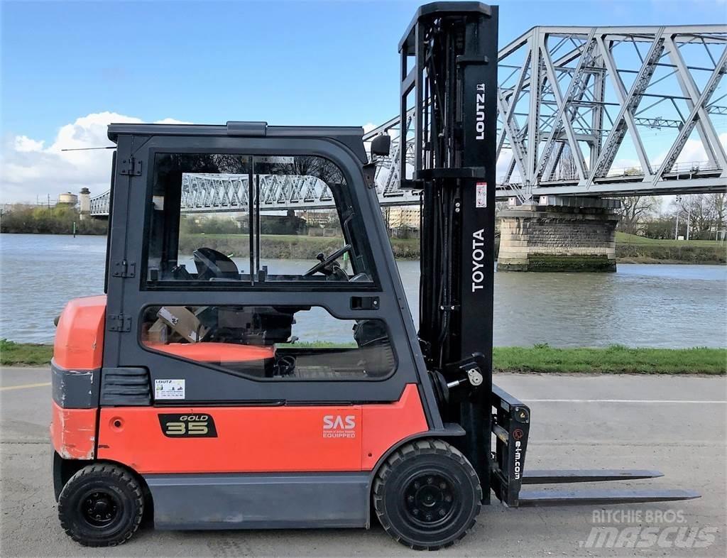 Toyota 7BMF35 Другие складские механизмы