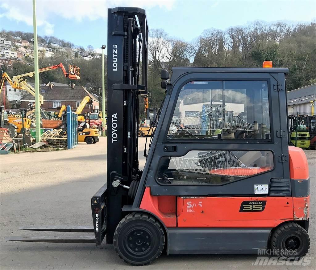 Toyota 7BMF35 Другие складские механизмы