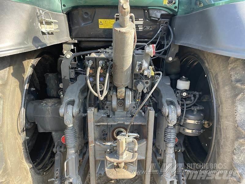 Valtra T174 Трактора